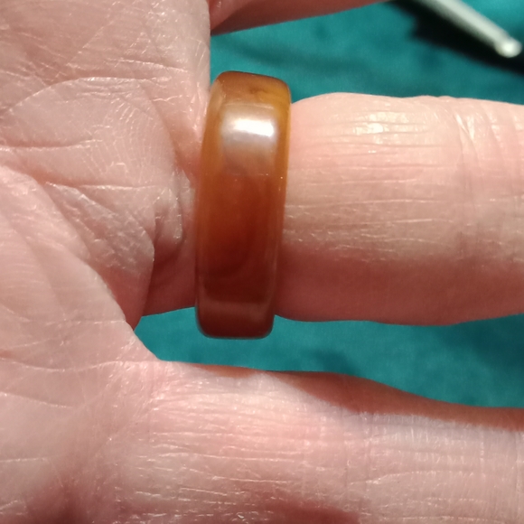Retro Brown Resin Ring Chunky - Picture 2 of 3